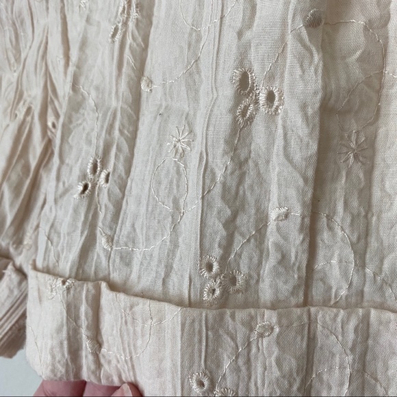 🍏 BFF off white / cream tie waist shorts - Picture 3 of 6